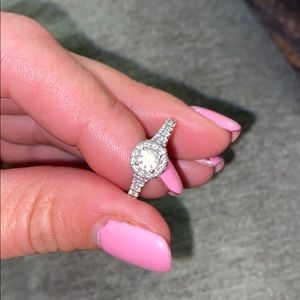 Tolkowsky diamond engagement ring; 3/4 ct
